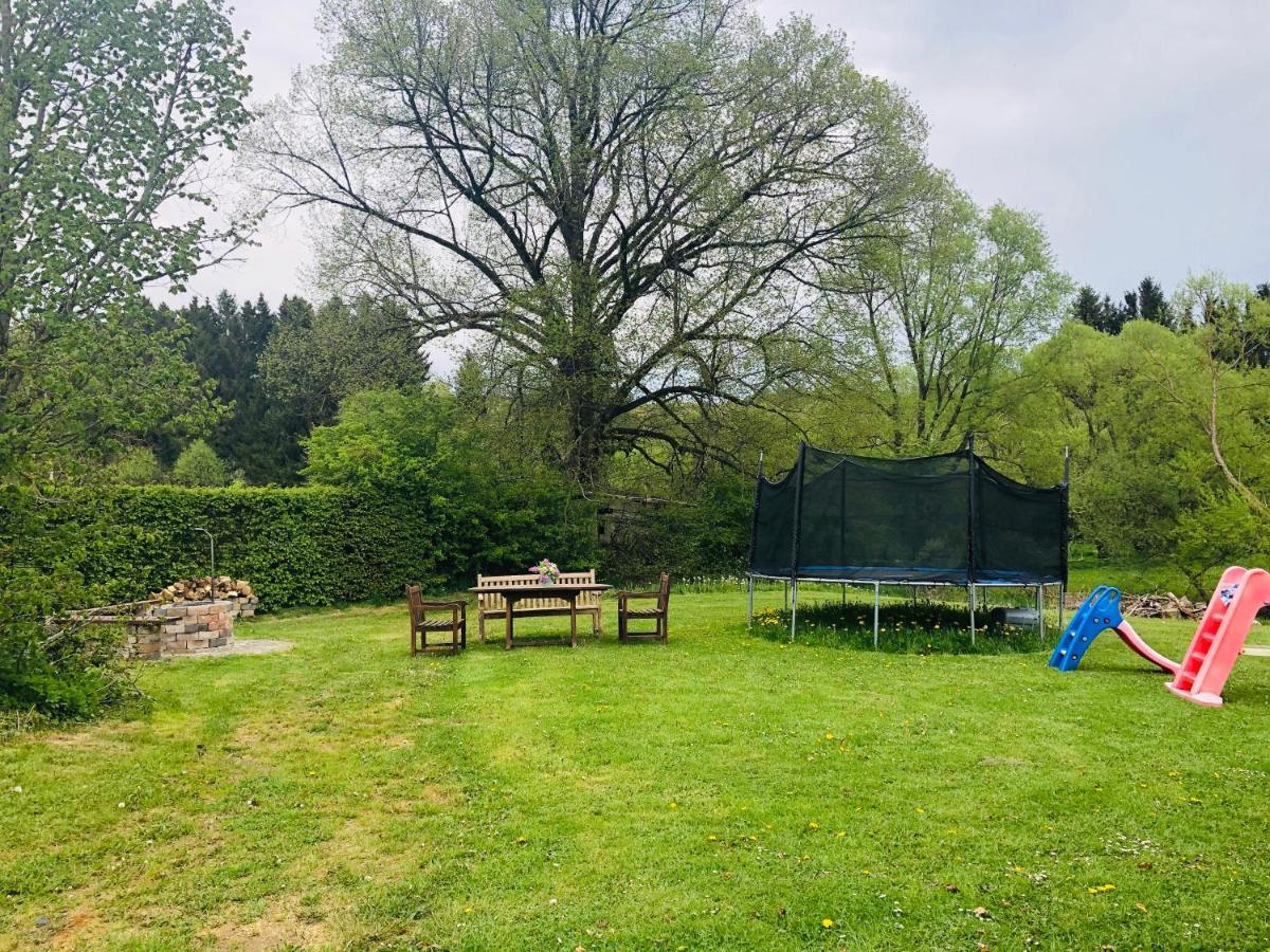 Ferienhaus Eifel Charlotte Dahlem  Εξωτερικό φωτογραφία